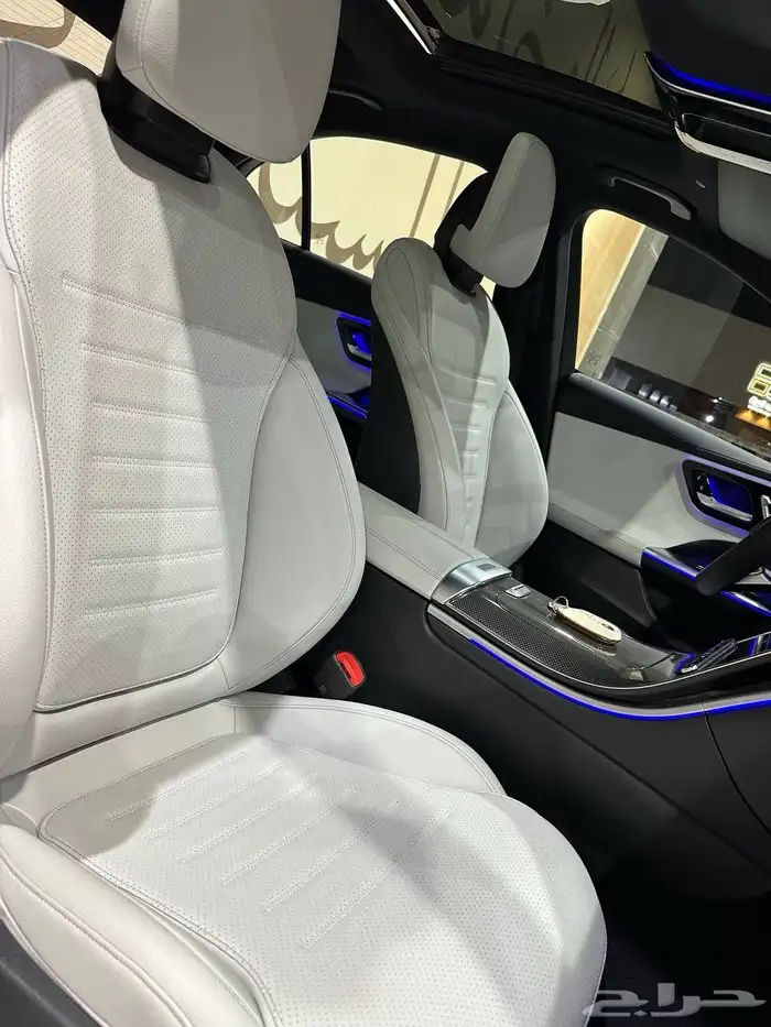 مرسيدس C300 AMG 2023 فل كامل . رصد الفخامة 19