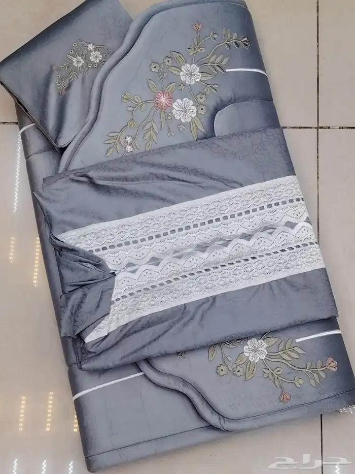 طقم سجاد وشرشف صلاه 3