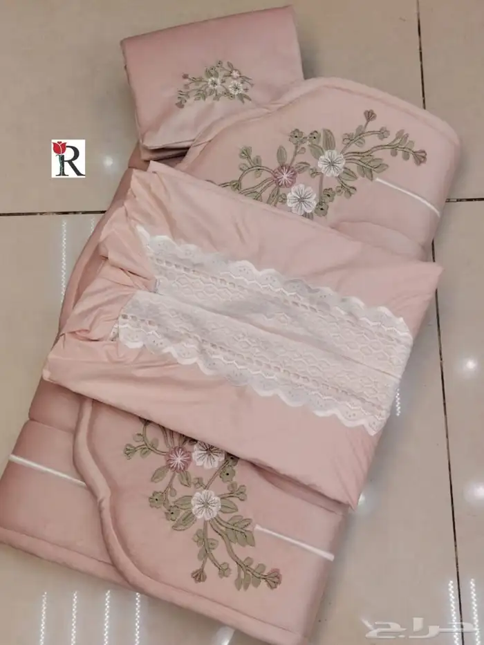 طقم سجاد وشرشف صلاه 8