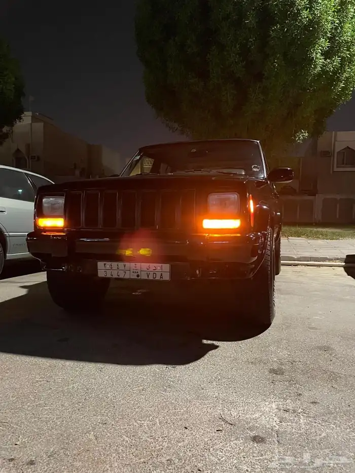 جيب شروكي 2000 9