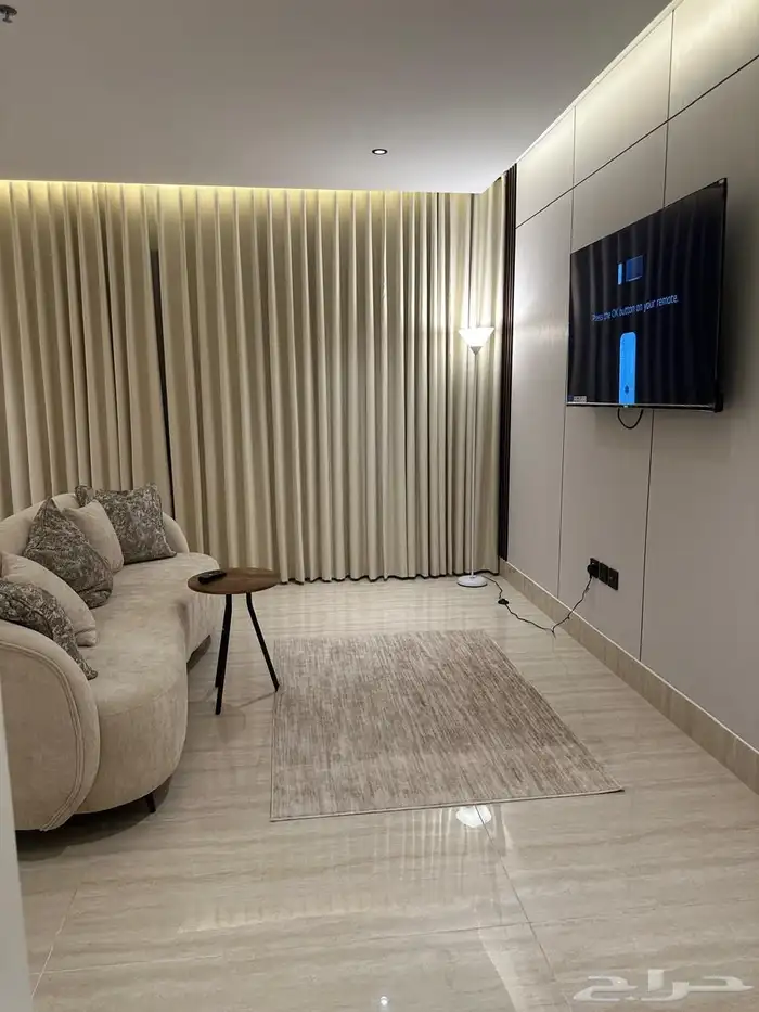 استديو فاخر في حي الحمراء للإيجار 6