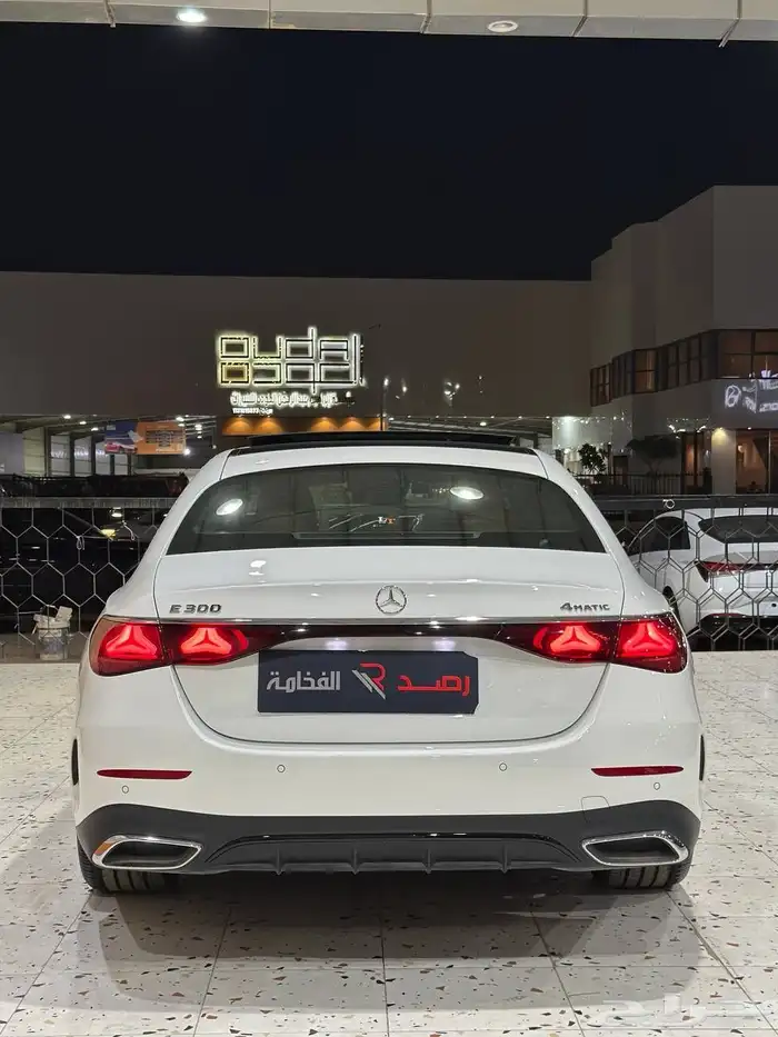 مرسيدس E300 AMG 2024 فل كامل . رصد الفخامة 10