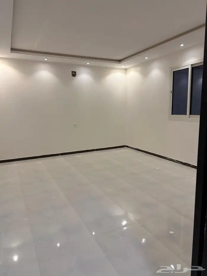 شقة ف فيلا بحي طويق للإيجار 0