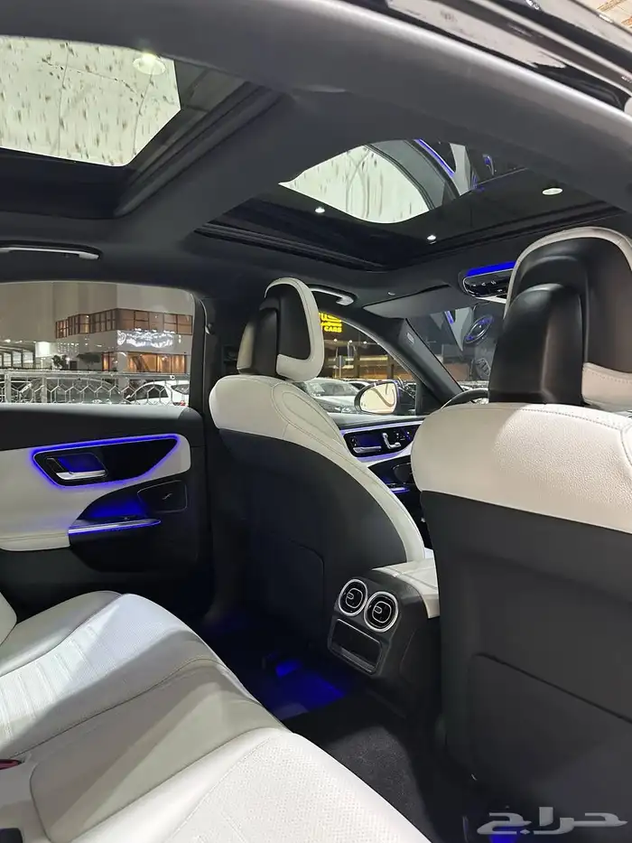 مرسيدس C300 AMG 2023 فل كامل . رصد الفخامة 34
