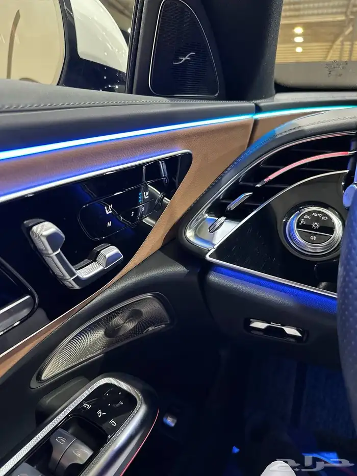 مرسيدس E300 AMG 2024 فل كامل . رصد الفخامة 25