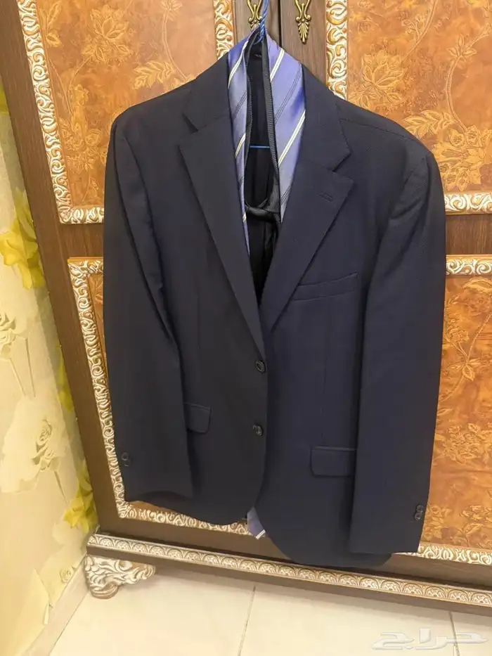 ملابس غير مستخدمة 0