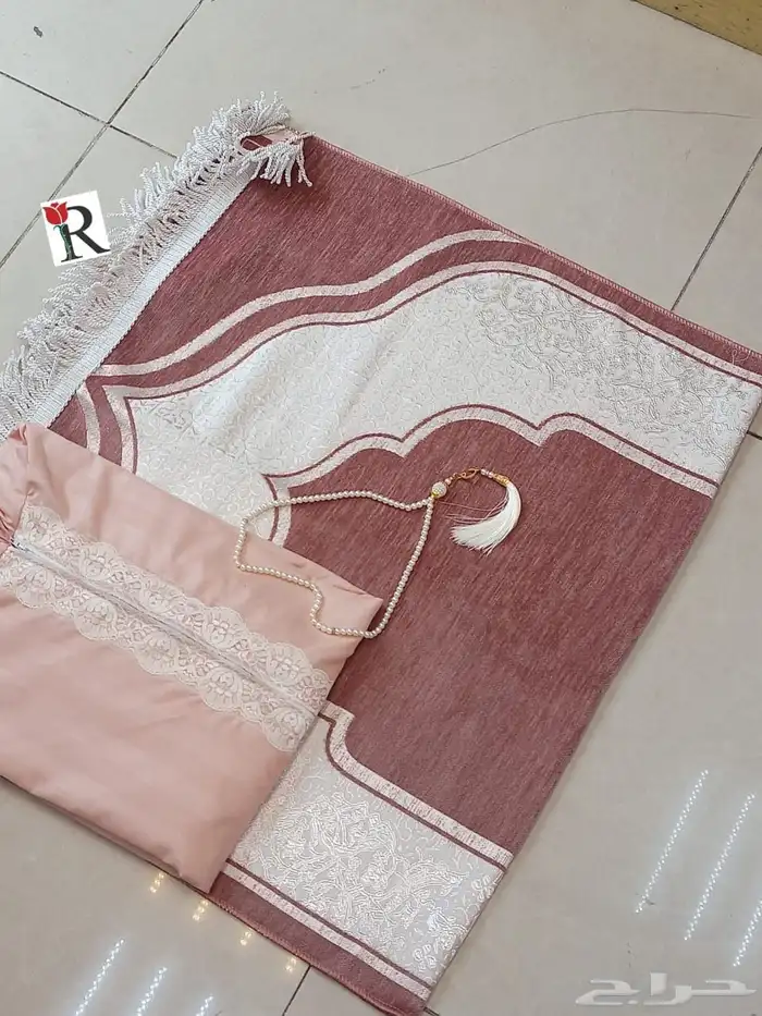 طقم سجاد وشرشف صلاه 10