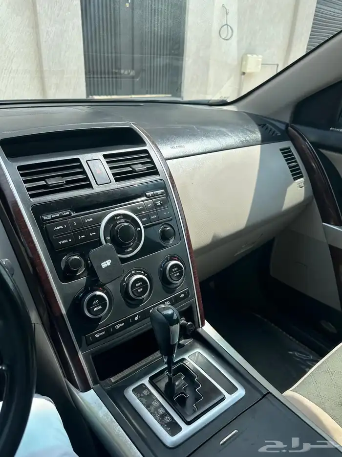 للبيع مازدا 2008 cx9 نظيفه 12