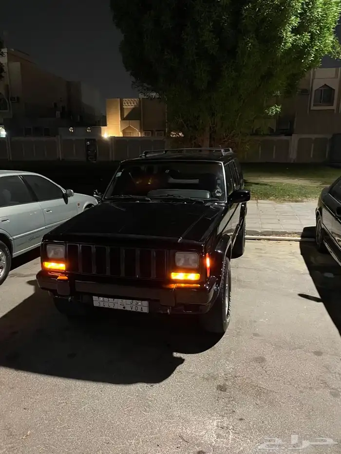 جيب شروكي 2000 17