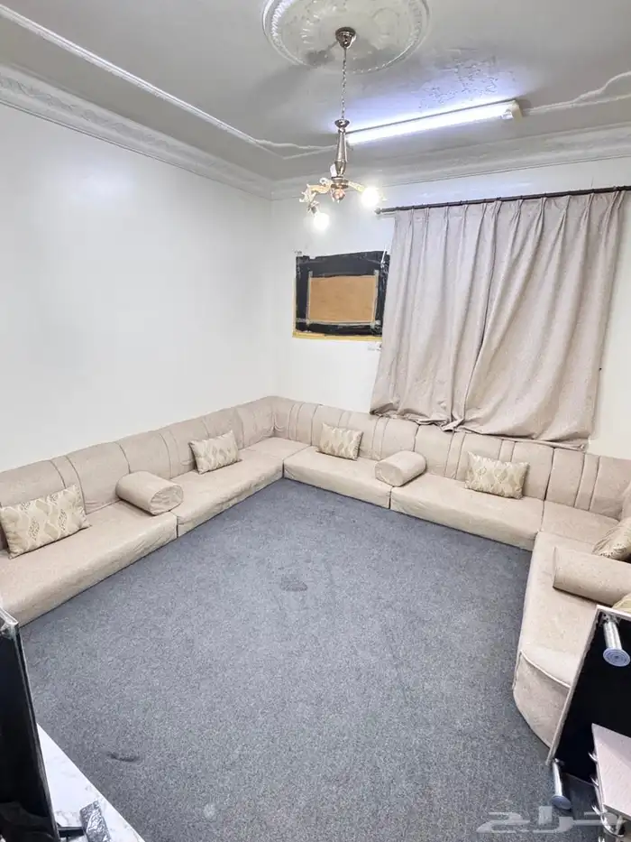 كنب 4 5   ثلاجة   غسالة   فرن 1