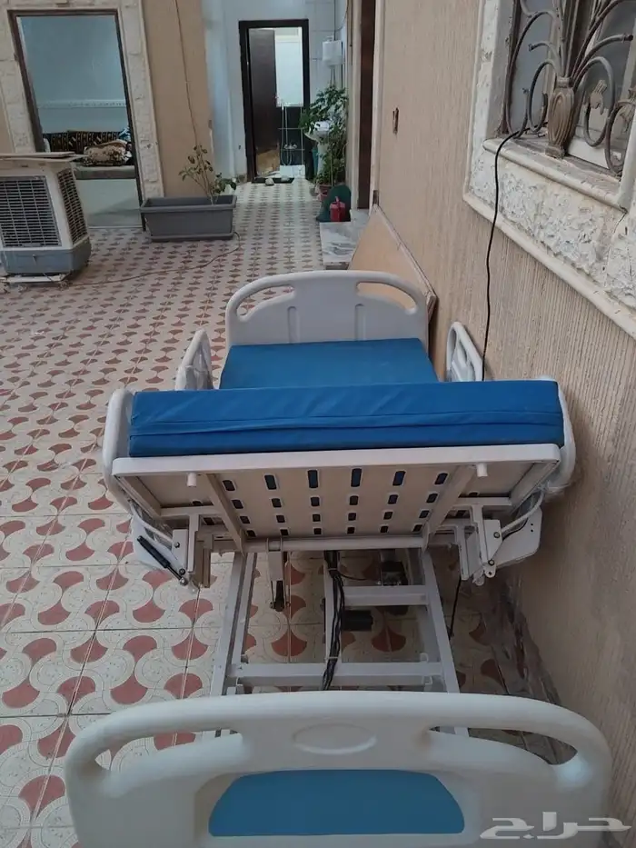 سرير طبي كهربائي للبيع 0