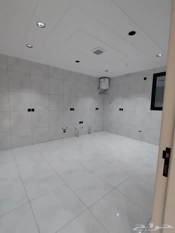 للبيع روف علوي مع بايكه سياره شمال خميس مشيط 7