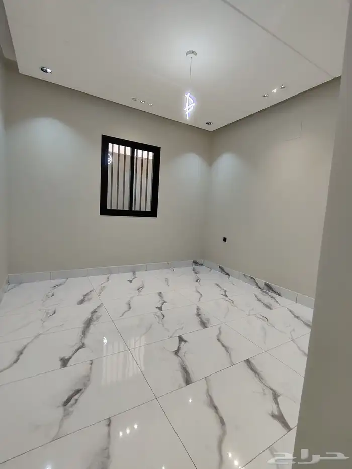 للبيع روف علوي مع بايكه سياره شمال خميس مشيط 8