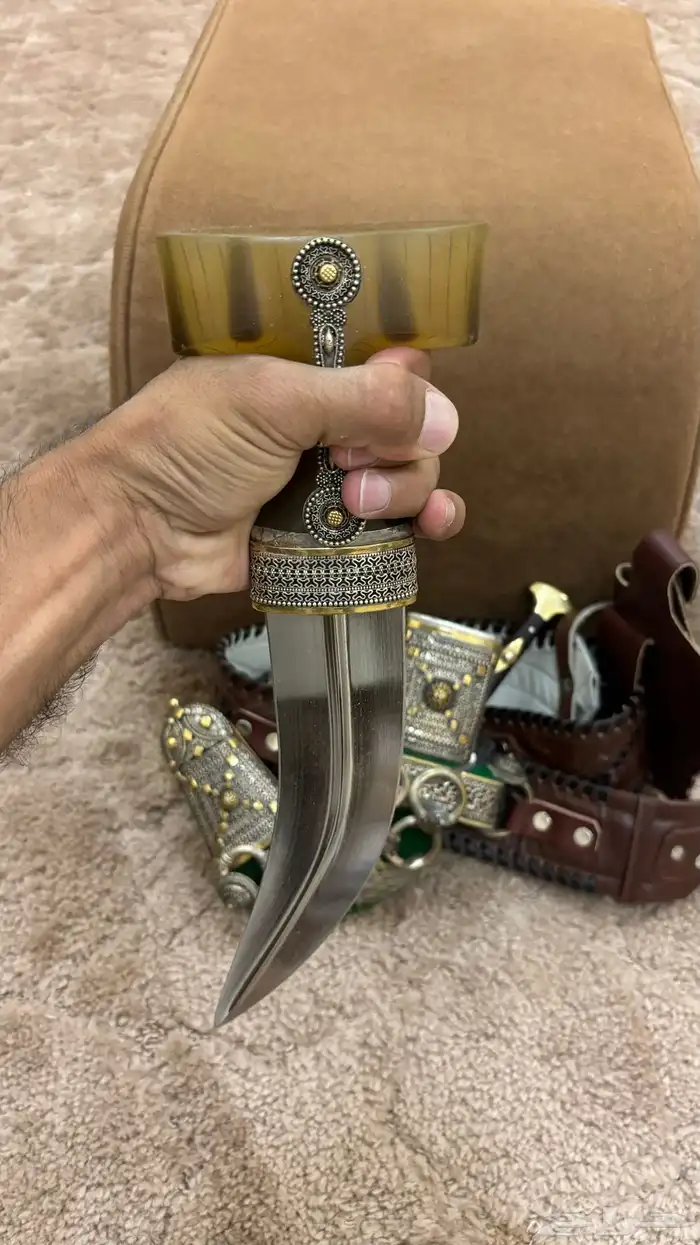 جنبيه حك زراف 1