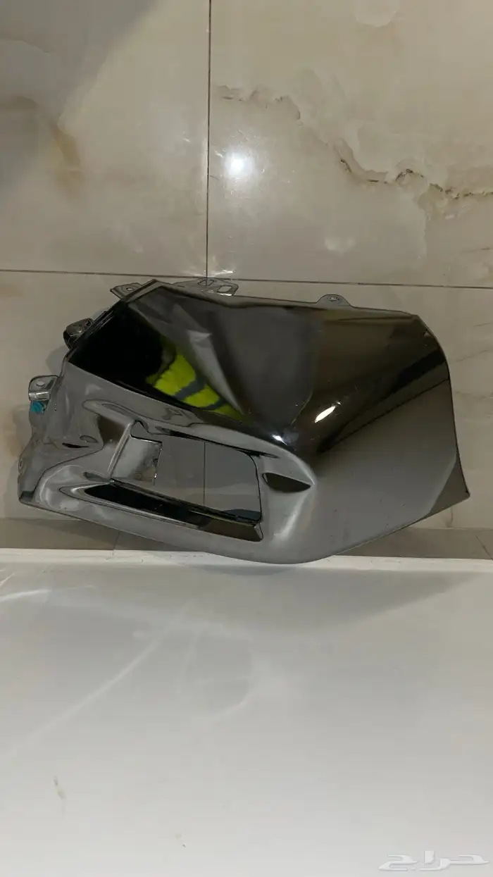 قطع غيار هايلوكس 2