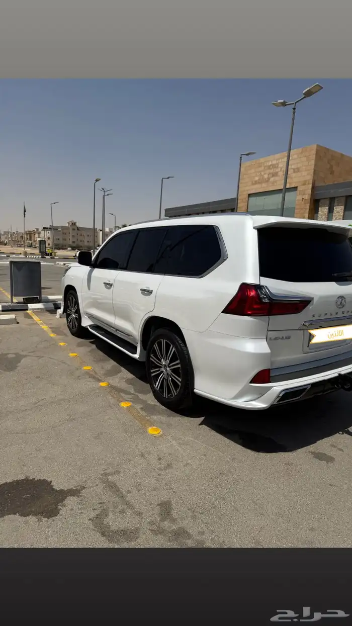 لكزس LX570S جيب 2