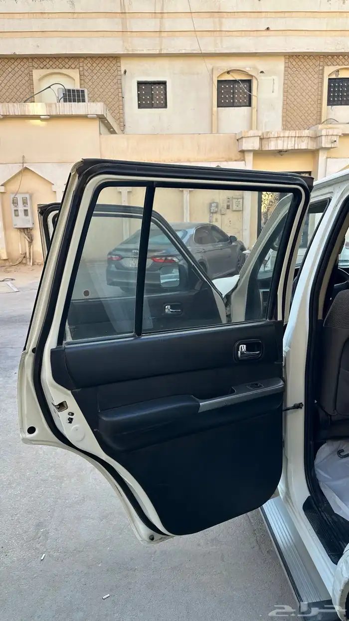 سفاري 2006 GL مكيفين 11