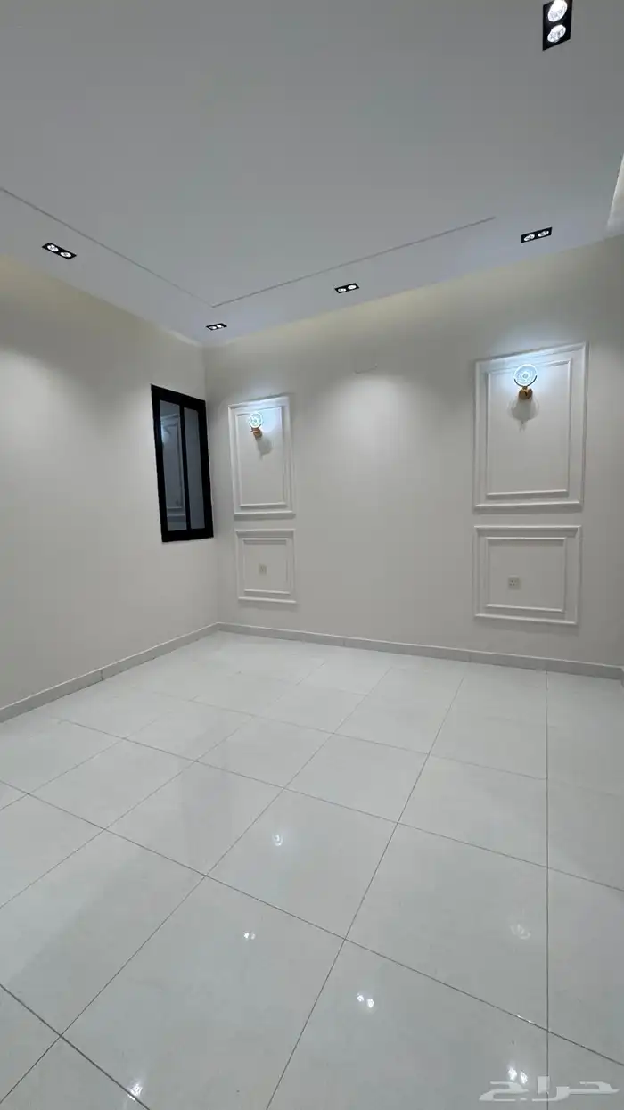 للبيع أدوار أرضى وعلوى vip خلف المعارض طريق ابها الخميس 10
