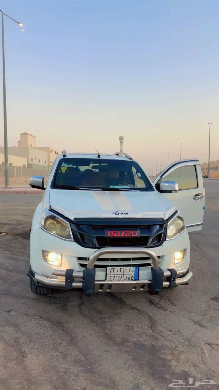 اسيزو ديزل 2015 دبل فل كامل فتحه سقف الفريد من نوعه 0