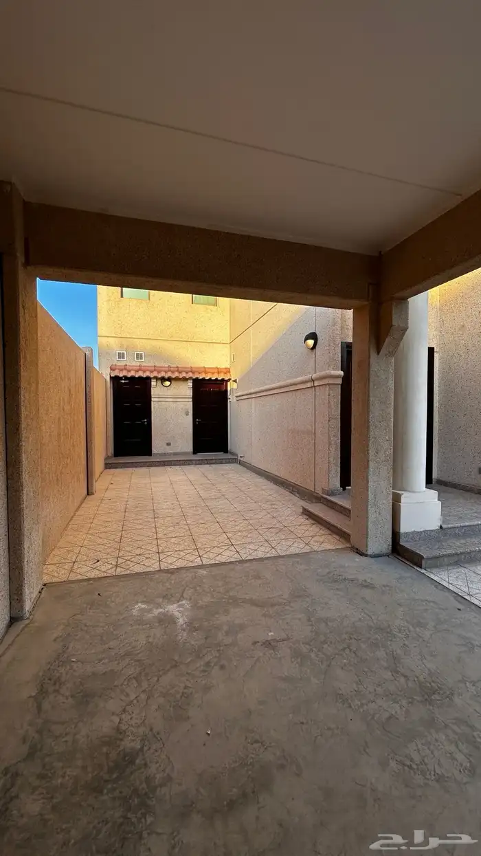 فيلا A1 للبيع في حي جلمودة 6