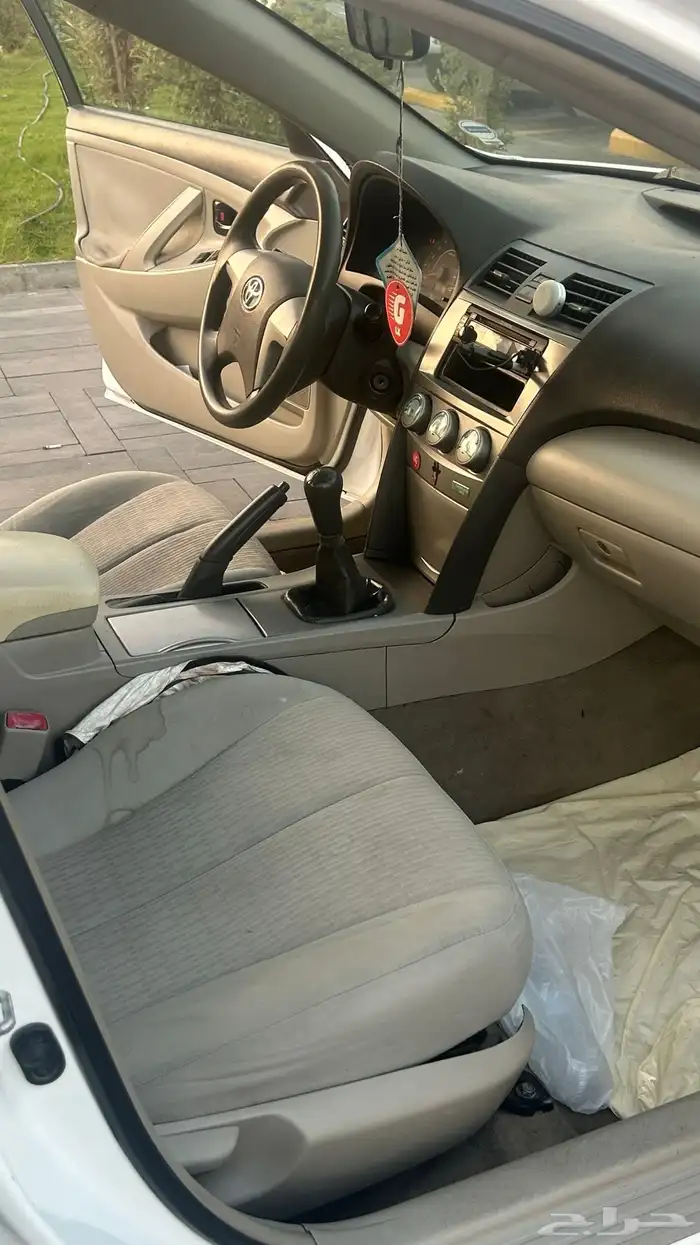 لبيع كامري 2011 او بدل بهايلوكس 5