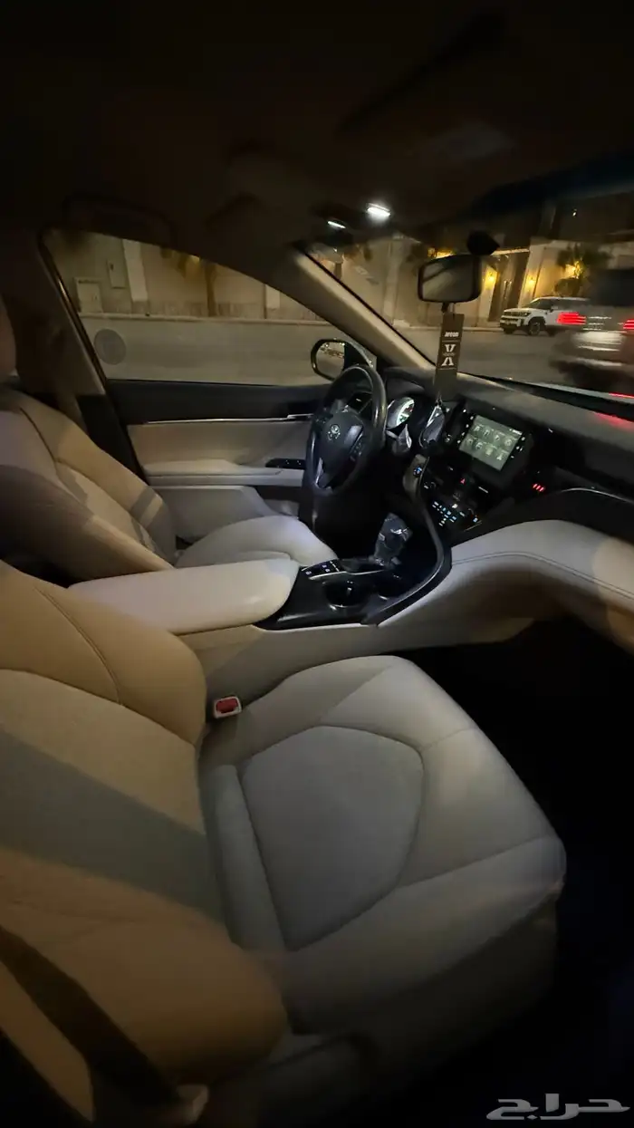 تويوتا كامري 2023 هايبرد 14