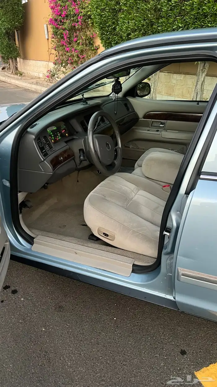 فورد جراند ماركيز ممشى قليل نظيف جدا 7