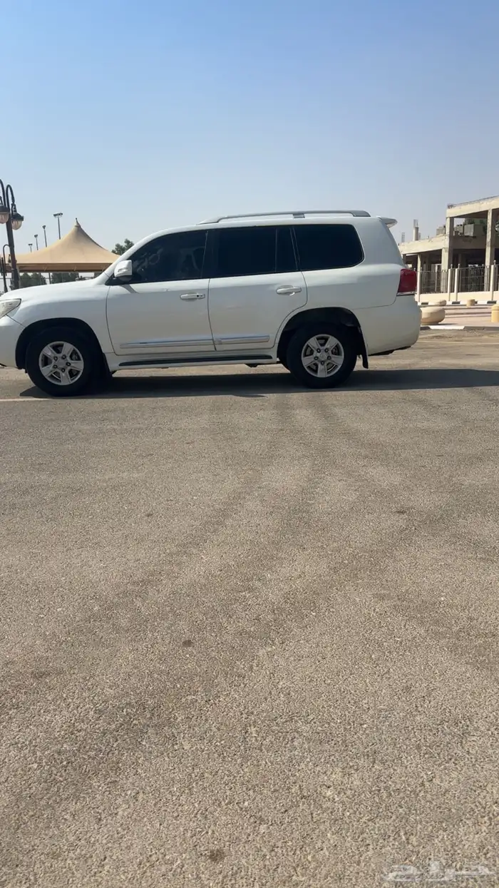 لاندكروزر 2012 4