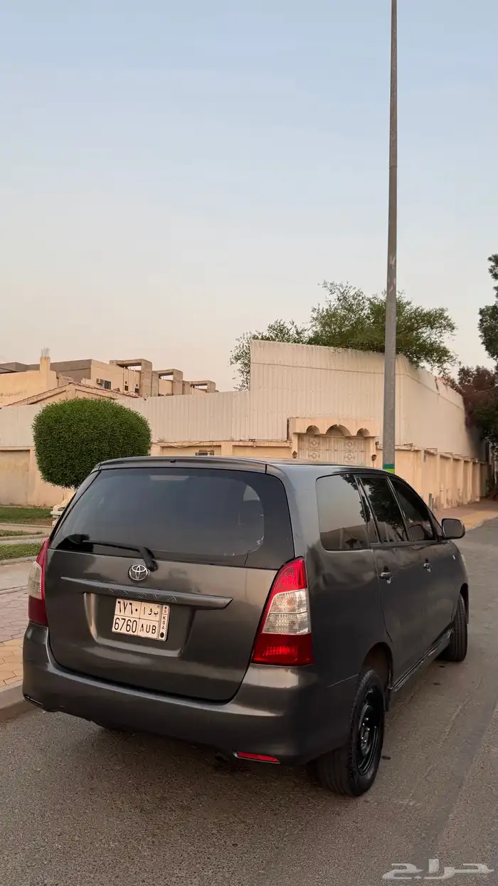انوفا 2013 قير عادي 6