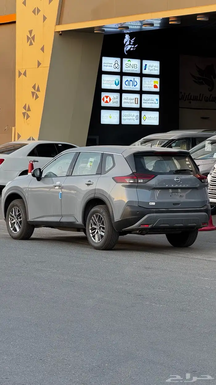 نيسان اكستريل 2.5 بدون دبل 5 مقاعد 2025 - 93.500 1