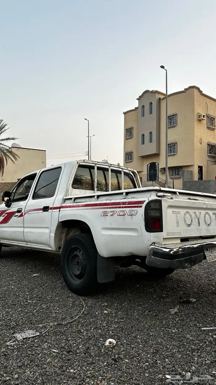 هايلوكس 2000 2