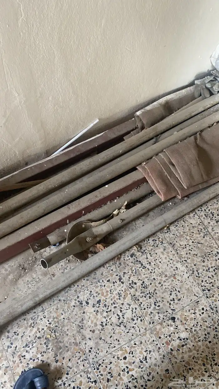 مظلة سيارات مفكاكه 1