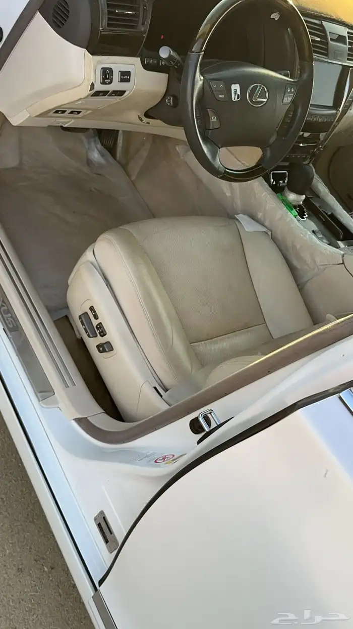 لكزس LS460 L سعودي عبدالطيف جميل 14