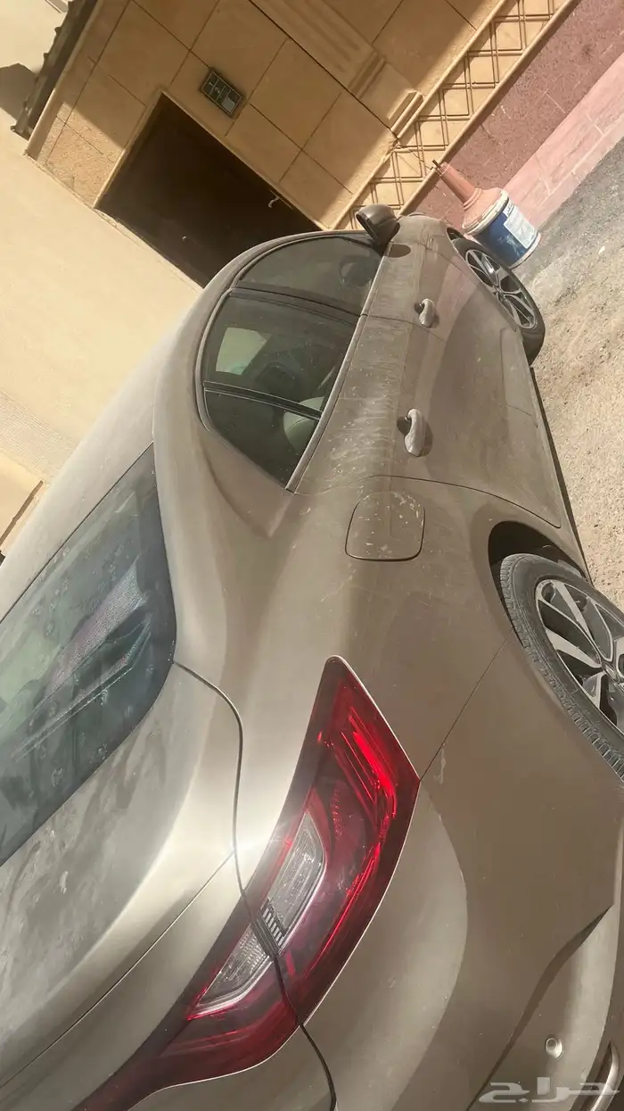 للبيع ربنو 1