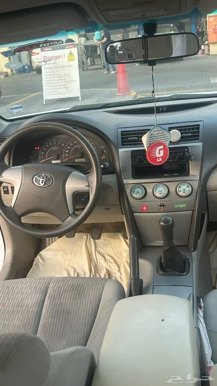 لبيع كامري 2011 او بدل بهايلوكس 6