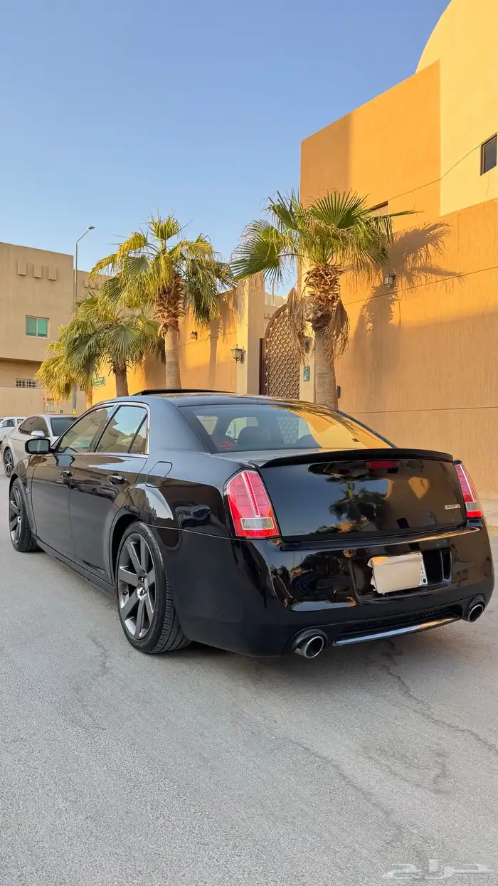 كرايسلر Srt بلاك اديشن 2013 11