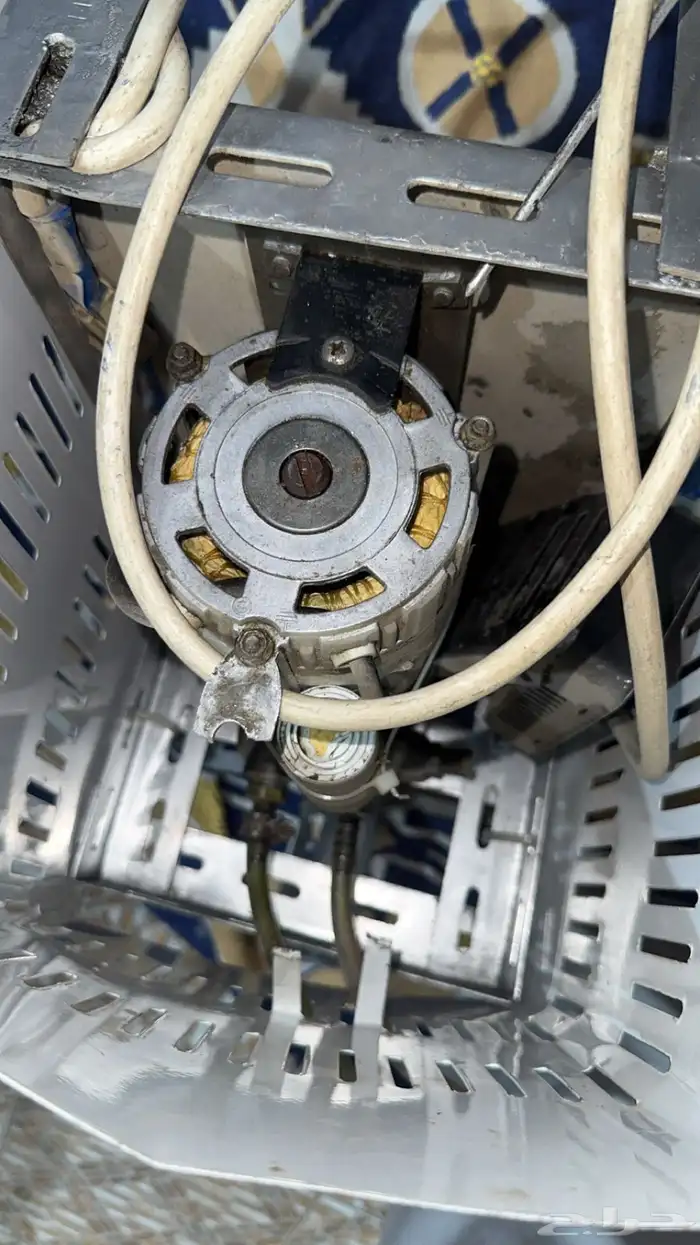 ثلاجه فريزر وجرات فول ومكينه بروست 8