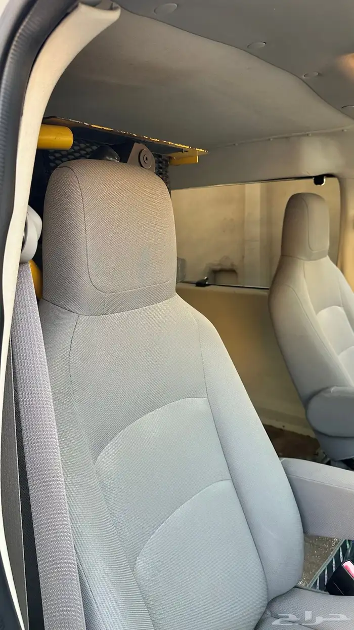 فورد E350 ذوي احتياجات خاصه ممشى قليل 9