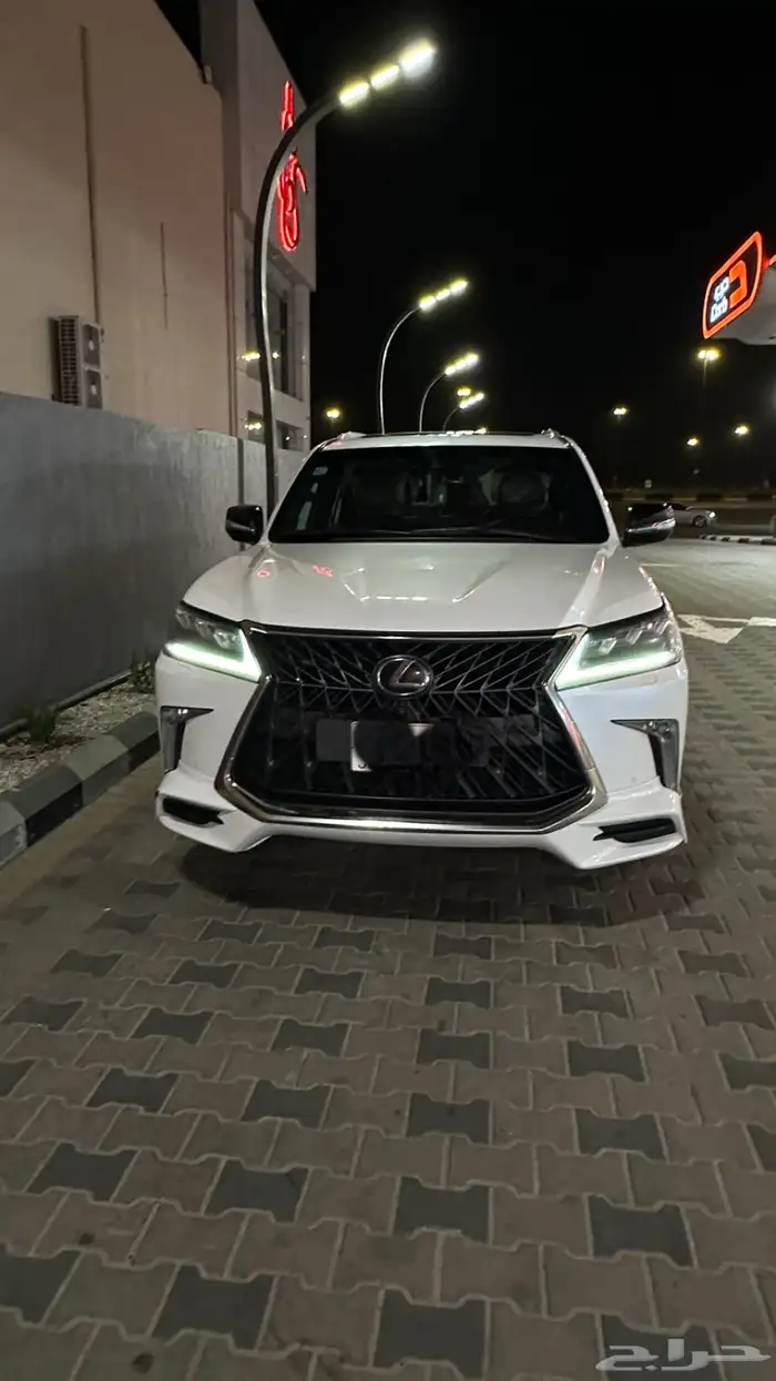 جيب لكزس LX 570 1