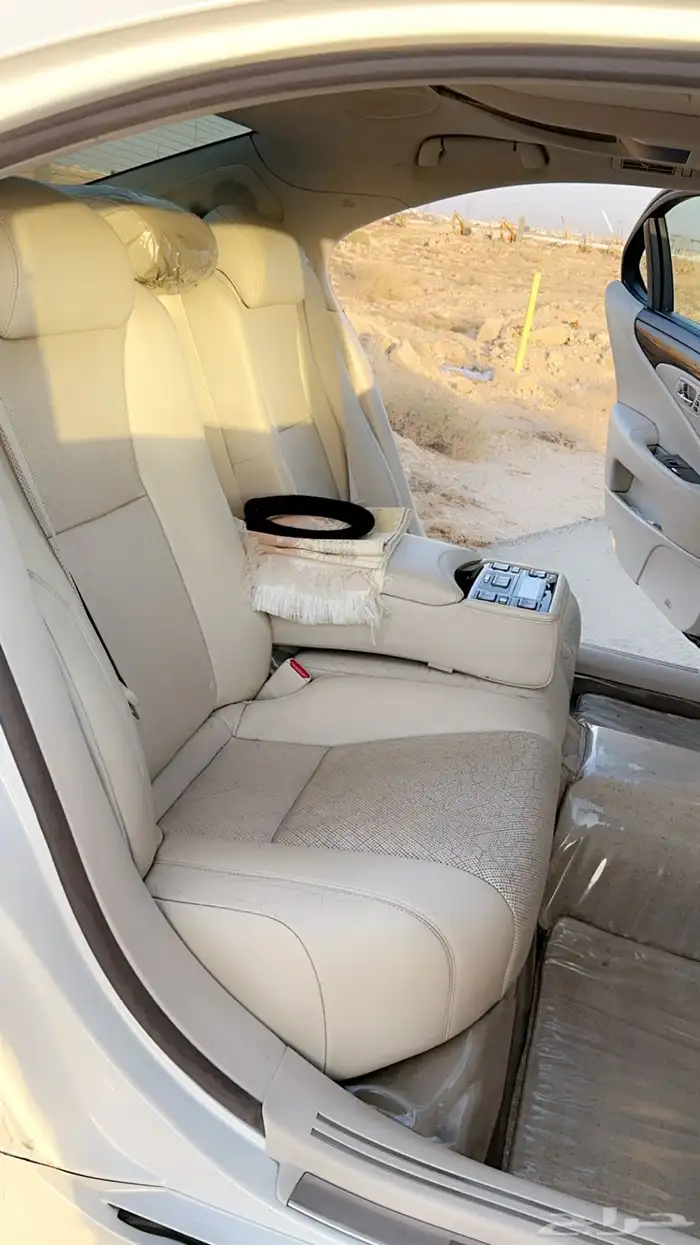 لكزس LS460 L سعودي عبدالطيف جميل 20
