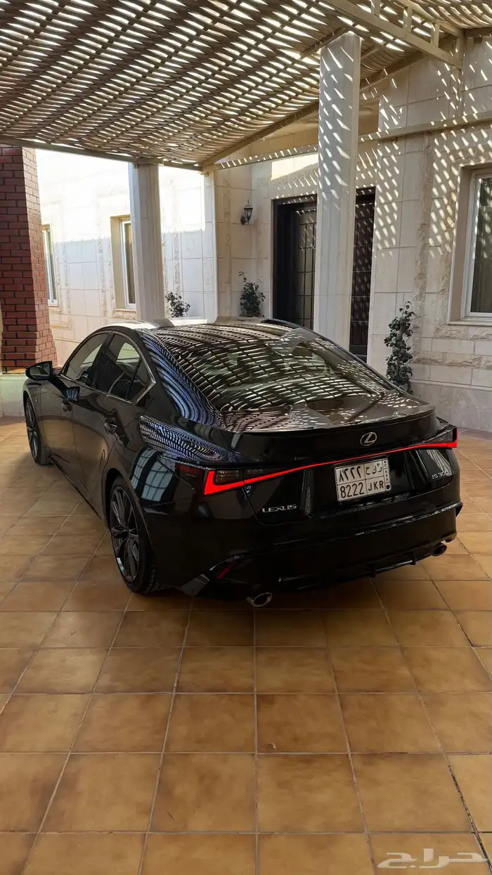 لكزس is 300 F-Sport 3