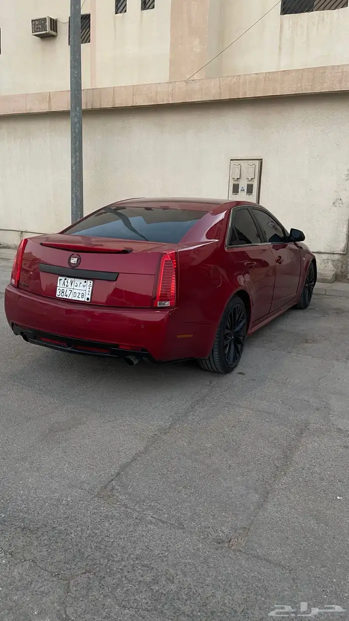 كاديلاك CTS v6 2012 للبيع او البدل المناسب 4