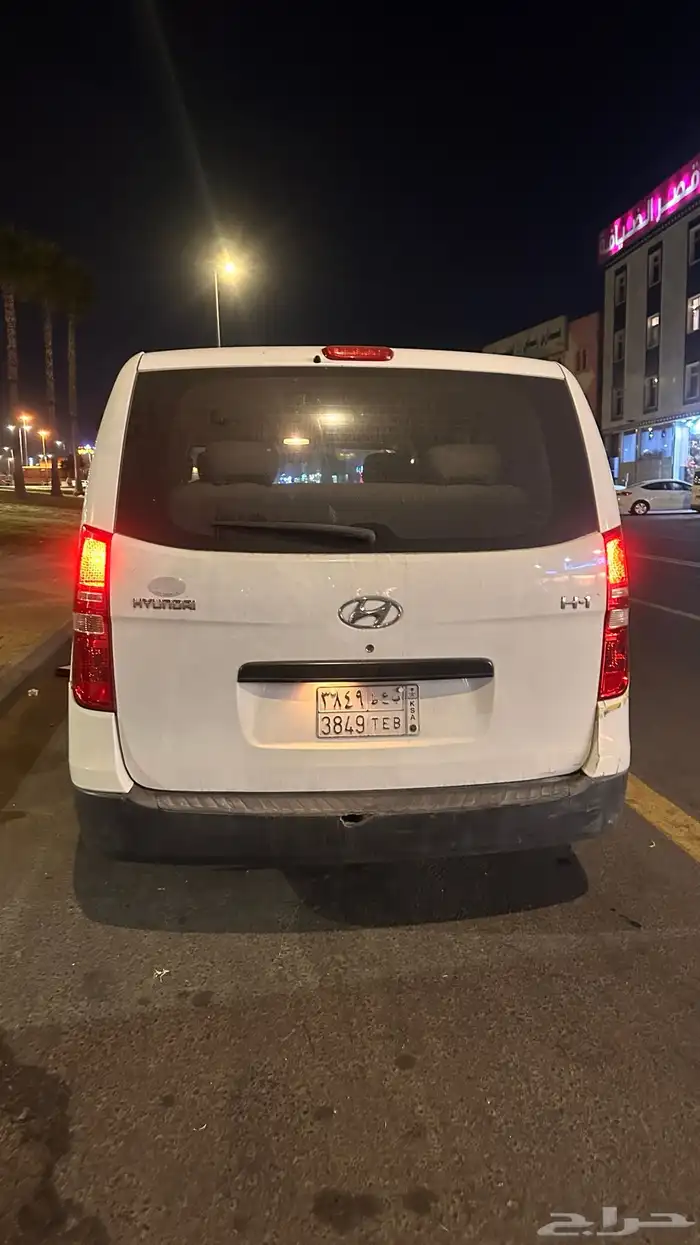 هيونداي H1 2012 2