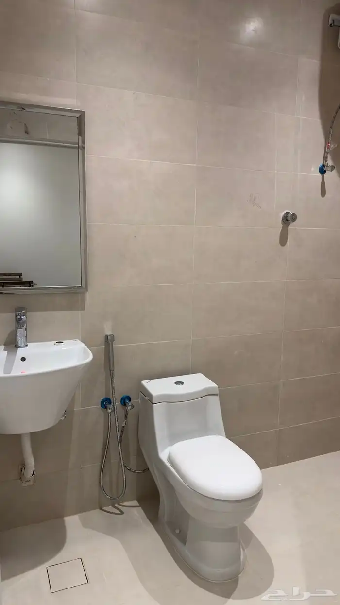 شقه للايجار 25