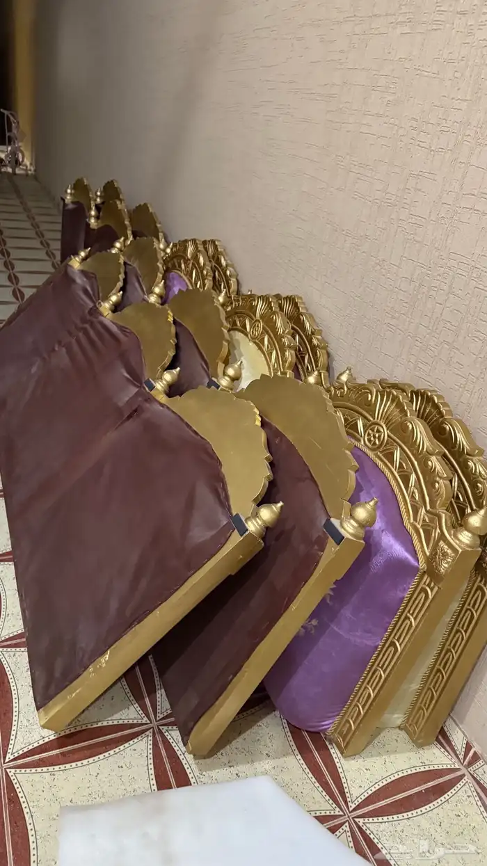 للبيع اثاث 5