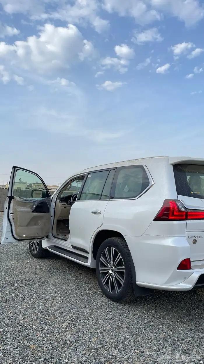 لكزس جيب مخزن شبة الجديد موديل 2019 1