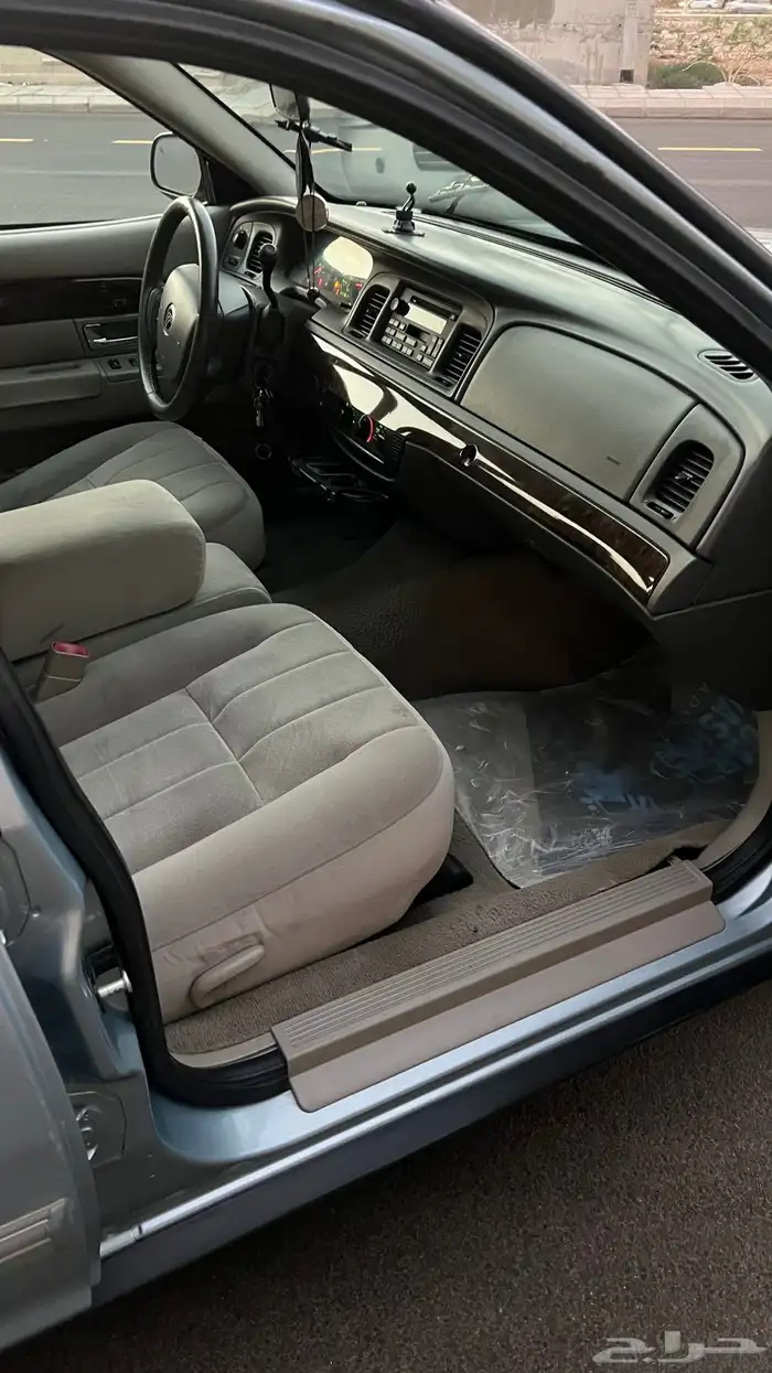 فورد جراند ماركيز ممشى قليل نظيف جدا 8