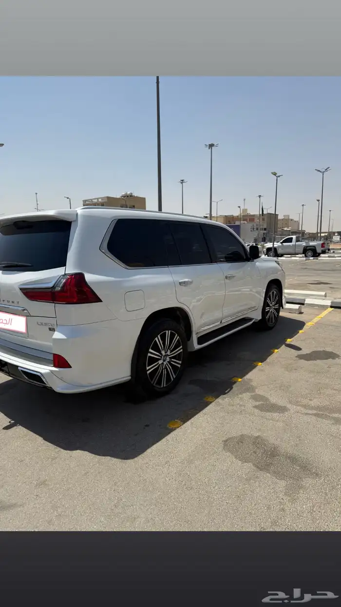 لكزس LX570S جيب 1