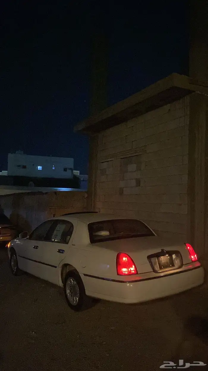 لينكون تاون كار 1999 1