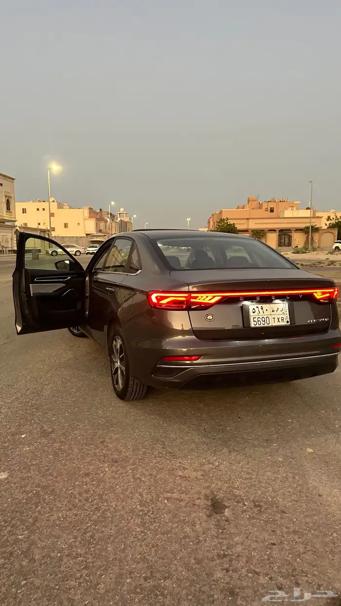 جيلي امجراند 7 2023 فل 10